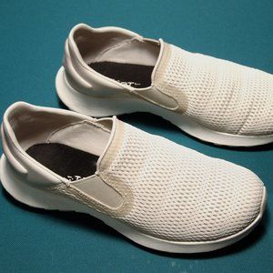 Merrell Women's Casual Shoes SZ 9.5 (USA)